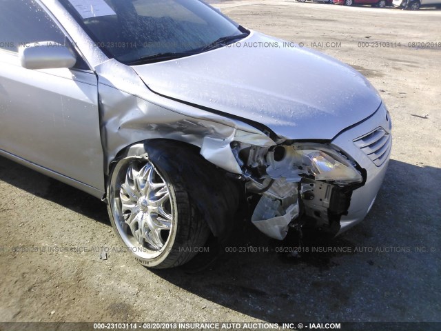 4T1BE46K17U673498 - 2007 TOYOTA CAMRY NEW GENERAT CE/LE/XLE/SE SILVER photo 6