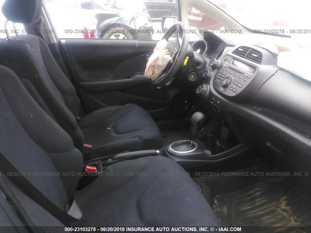 JHMGE8H50DC014630 - 2013 HONDA FIT SPORT SILVER photo 5