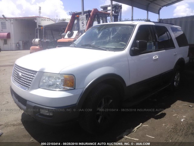 1FMPU16L44LB14383 - 2004 FORD EXPEDITION XLT WHITE photo 2