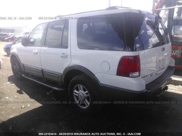 1FMPU16L44LB14383 - 2004 FORD EXPEDITION XLT WHITE photo 3