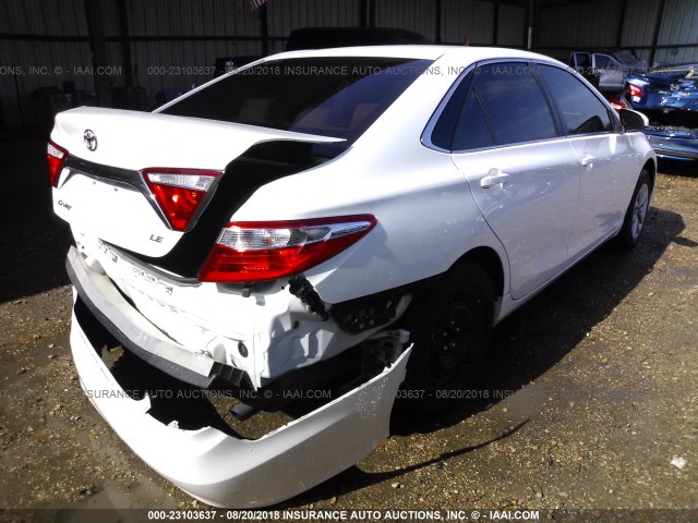 4T1BF1FK4HU319438 - 2017 TOYOTA CAMRY LE/XLE/SE/XSE 白色 照片 4