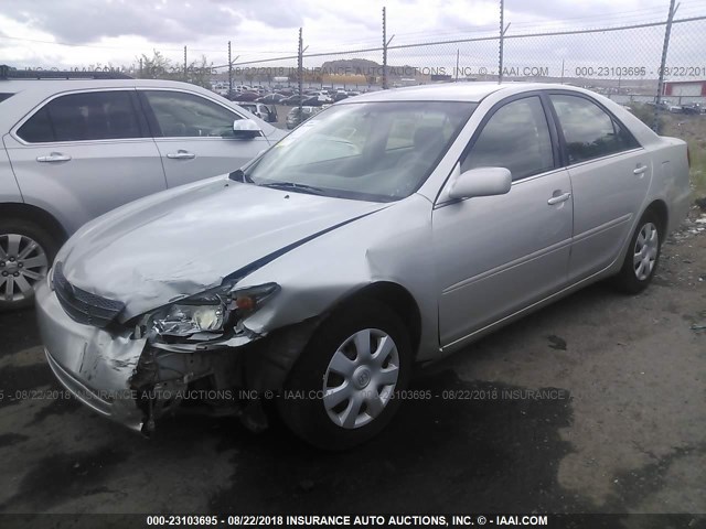 4T1BE32K23U776536 - 2003 TOYOTA CAMRY LE/XLE/SE 银色 照片 2