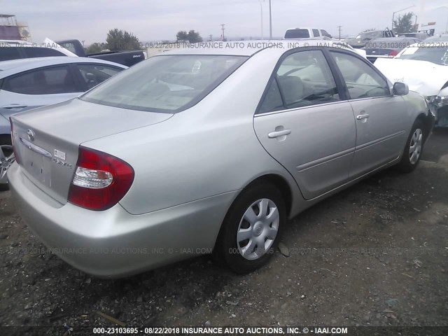 4T1BE32K23U776536 - 2003 TOYOTA CAMRY LE/XLE/SE 银色 照片 4