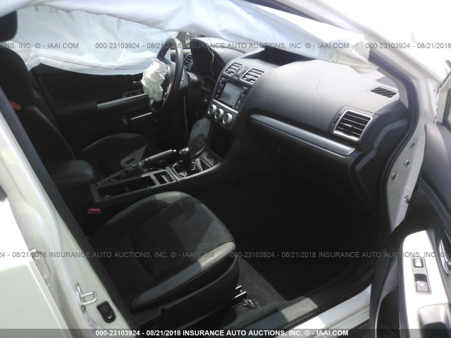 JF2GPABC2H9204475 - 2017 SUBARU CROSSTREK PREMIUM Ақ фото 5