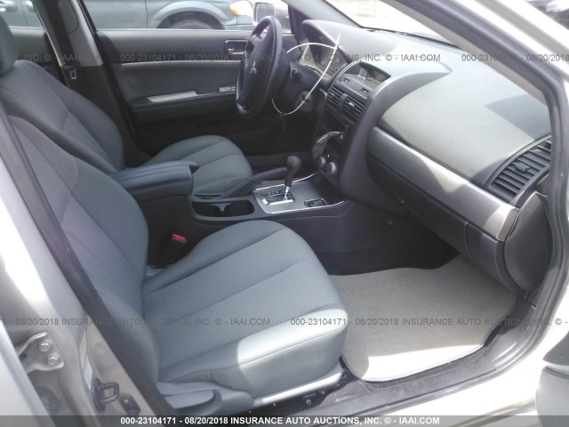 4A32B2FF1AE015991 - 2010 MITSUBISHI GALANT FE SILVER photo 5