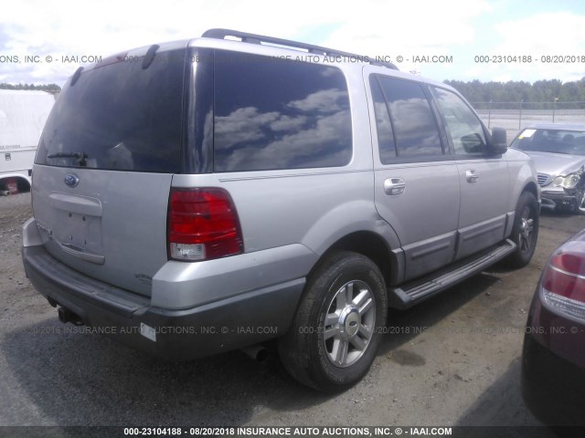 1FMPU15546LB01512 - 2006 FORD EXPEDITION XLT SILVER photo 4