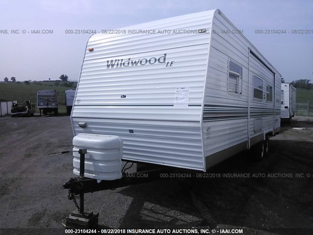 4X4TWDE223Y231351 - 2003 FOREST RIVER WILDWOOD  白色 照片 2