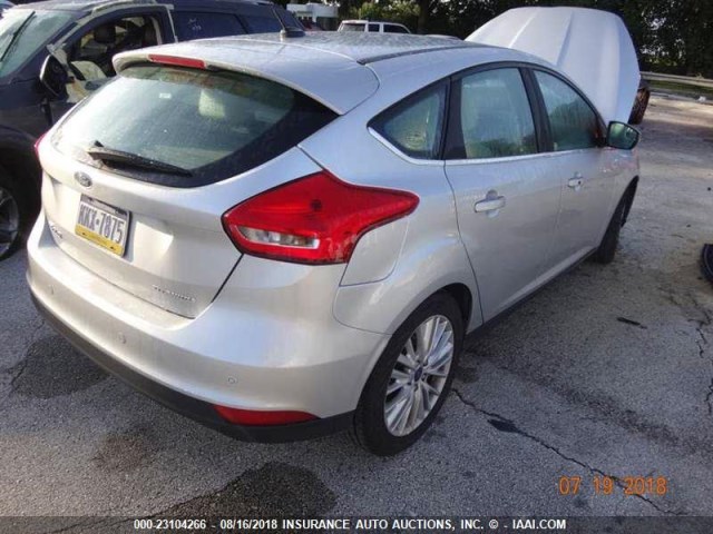 1FADP3N23HL287200 - 2017 FORD FOCUS TITANIUM SILVER photo 11