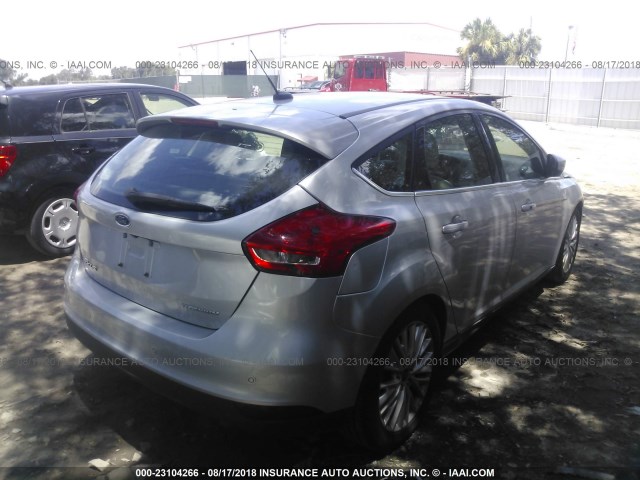 1FADP3N23HL287200 - 2017 FORD FOCUS TITANIUM SILVER photo 4