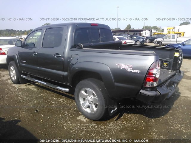 5TFLU4EN7DX066541 - 2013 TOYOTA TACOMA DOUBLE CAB ნაცრისფერი ფოტო 3