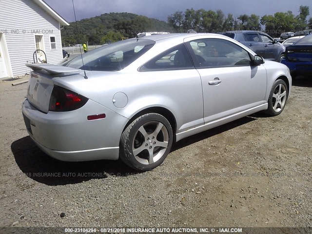 1G2AN18B087312411 - 2008 PONTIAC G5 GT SILVER photo 4