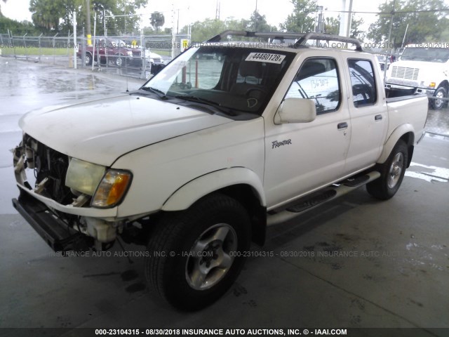 1N6ED27T8YC403009 - 2000 NISSAN FRONTIER CREW CAB XE/CREW CAB SE WHITE photo 2