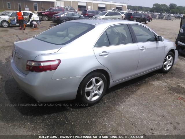 4T1BE46K97U078091 - 2007 TOYOTA CAMRY NEW GENERAT CE/LE/XLE/SE SILVER photo 4