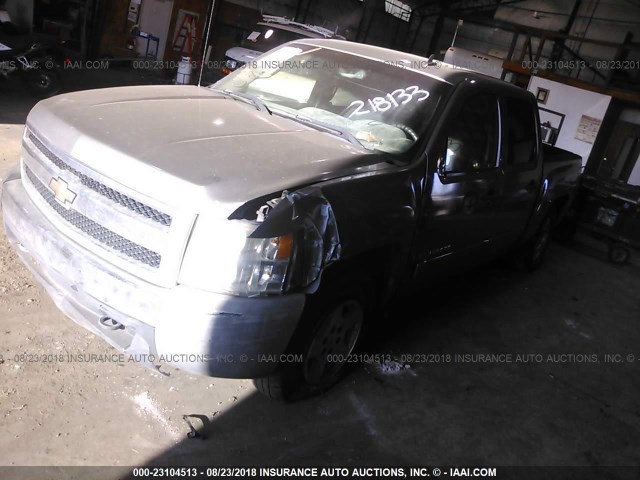 2GCEC13C271526654 - 2007 CHEVROLET SILVERADO C1500 CREW CAB GRAY photo 2