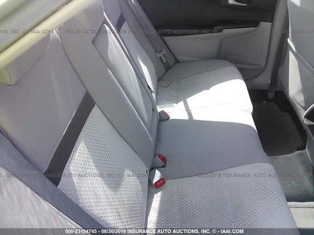 4T1BF1FK5CU045174 - 2012 TOYOTA CAMRY SE/LE/XLE 银色 照片 8