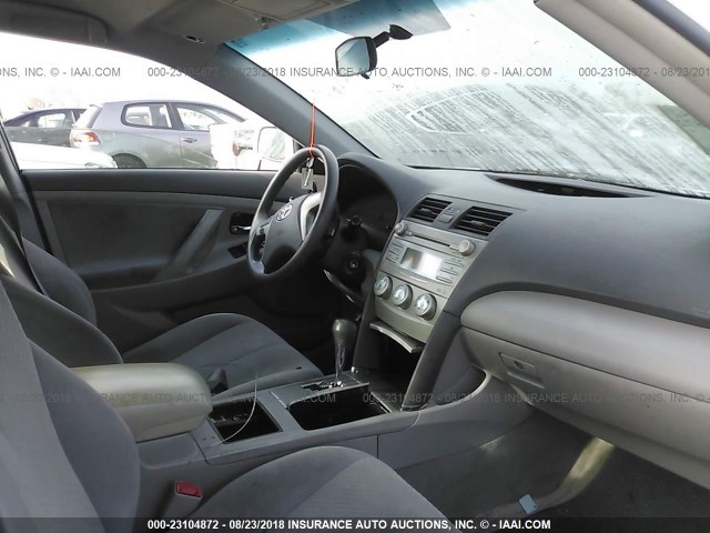 4T4BE46K69R062083 - 2009 TOYOTA CAMRY SE/LE/XLE 白色 照片 5