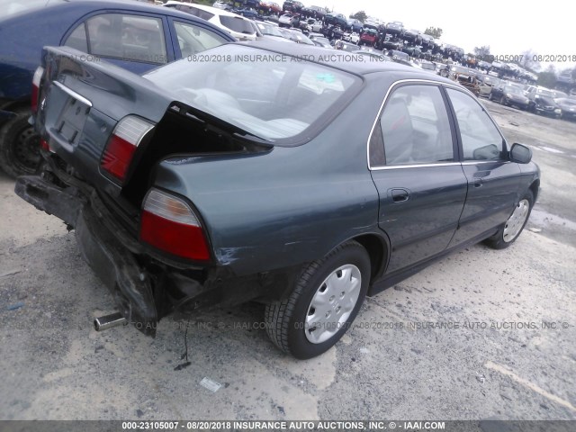 1HGCD5536VA062104 - 1997 HONDA ACCORD LX/EX GREEN photo 4