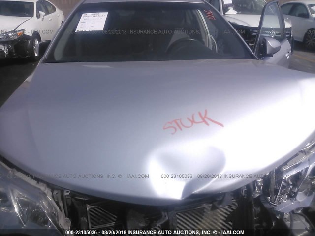 4T1BD1FK6CU052995 - 2012 TOYOTA CAMRY HYBRID/LE/XLE 银色 照片 10