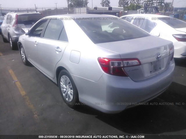 4T1BD1FK6CU052995 - 2012 TOYOTA CAMRY HYBRID/LE/XLE 银色 照片 3