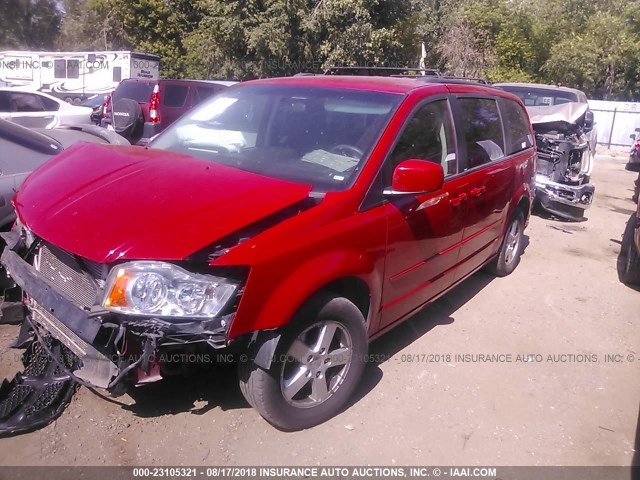 2C4RDGCG1DR626410 - 2013 DODGE GRAND CARAVAN SXT RED photo 2