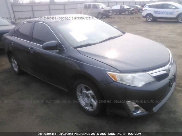 4T1BF1FK6CU118858 - 2012 TOYOTA CAMRY SE/LE/XLE 灰色 照片 1