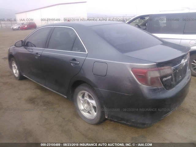 4T1BF1FK6CU118858 - 2012 TOYOTA CAMRY SE/LE/XLE 灰色 照片 3