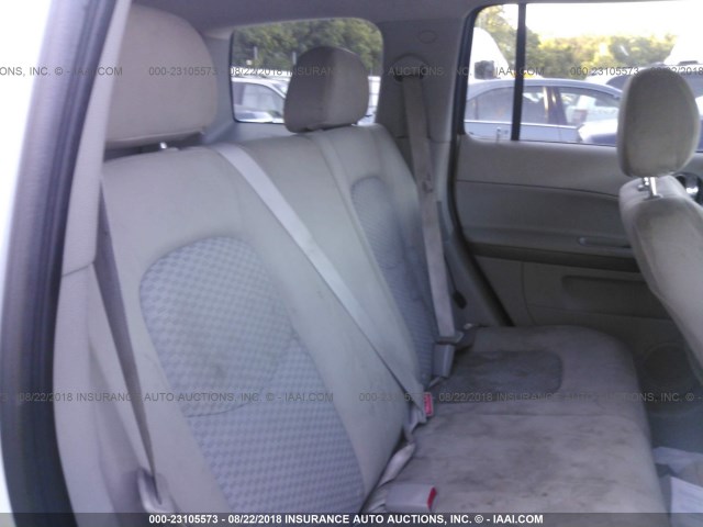 3GNCA13D98S695962 - 2008 CHEVROLET HHR LS WHITE photo 8