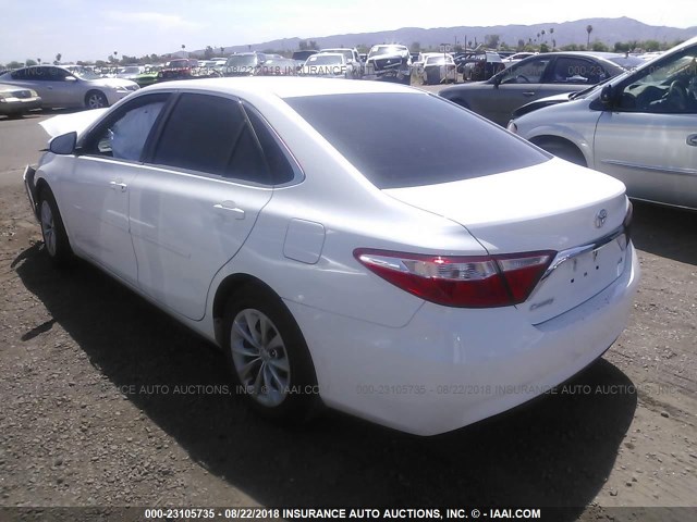 4T1BF1FK3GU571678 - 2016 TOYOTA CAMRY LE/XLE/SE/XSE 白色 照片 3