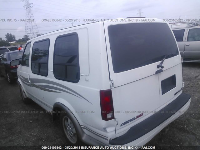 1GBEL19X43B113093 - 2003 CHEVROLET ASTRO WHITE photo 3