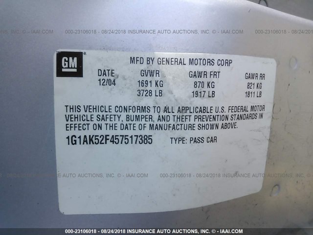 1G1AK52F457517385 - 2005 CHEVROLET COBALT SILVER photo 9