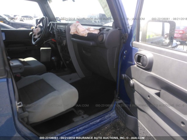 1J4AA2D1XAL176838 - 2010 JEEP WRANGLER SPORT ლურჯი ფოტო 5