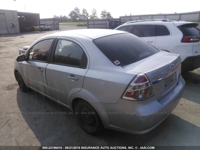 KL1TD56688B004556 - 2008 CHEVROLET AVEO LS SILVER photo 3