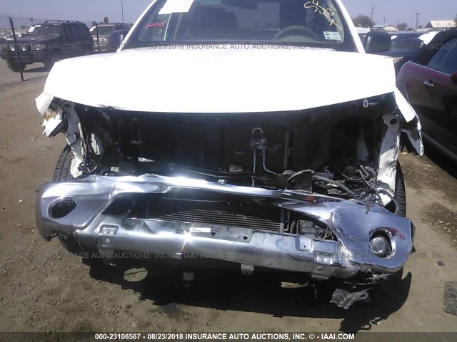 1N6AD07U48C424774 - 2008 NISSAN FRONTIER CREW CAB LE/SE/OFF ROAD WHITE photo 6