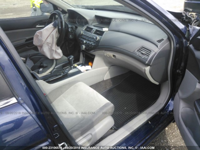 1HGCP26499A013790 - 2009 HONDA ACCORD LXP BLUE photo 5