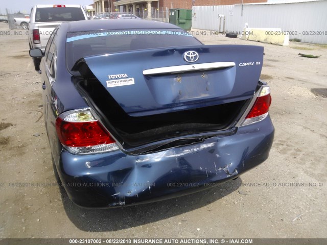 4T1BE30K45U028344 - 2005 TOYOTA CAMRY LE/XLE/SE 蓝色 照片 6