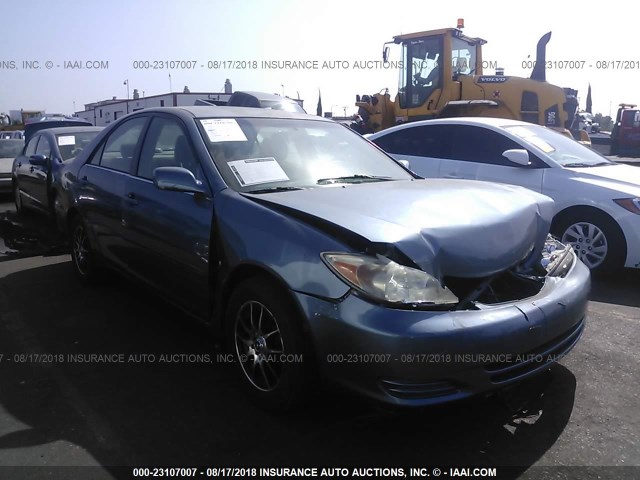 JTDBE32K320095912 - 2002 TOYOTA CAMRY LE/XLE/SE Mavi foto 1