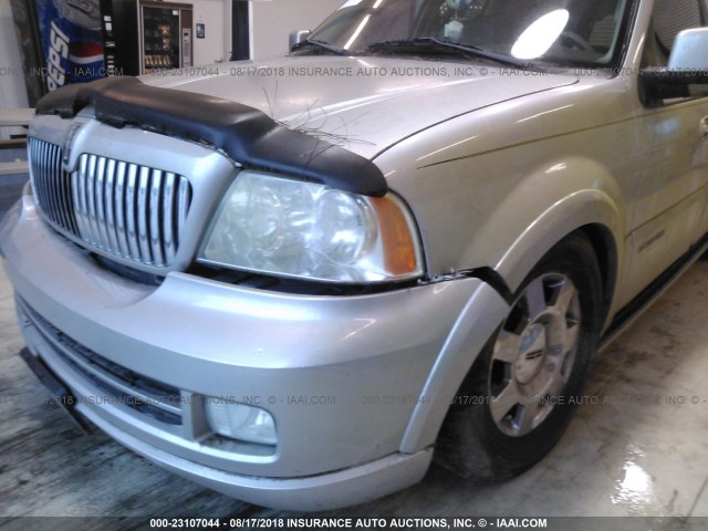 5LMFU27526LJ24895 - 2006 LINCOLN NAVIGATOR SILVER photo 6