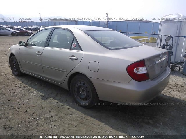 4T1BF32K02U023891 - 2002 TOYOTA CAMRY LE/XLE/SE Qızıl foto 3