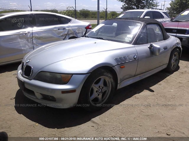 4USCH7329TLB69171 - 1996 BMW Z3 1.9 SILVER photo 2