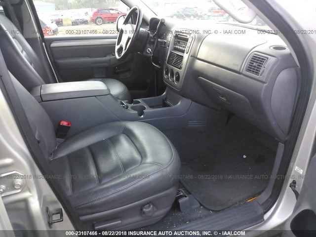 1FMZU73K03UA83195 - 2003 FORD EXPLORER XLT/XLT SPORT/NBX 棕色 照片 5