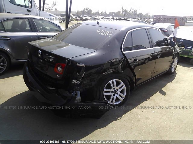 3VWEG71K47M193932 - 2007 VOLKSWAGEN JETTA WOLFSBURG 黑色 照片 4