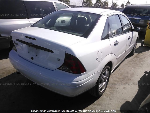 1FAFP34P91W356952 - 2001 FORD FOCUS SE/SE COMFORT WHITE photo 4