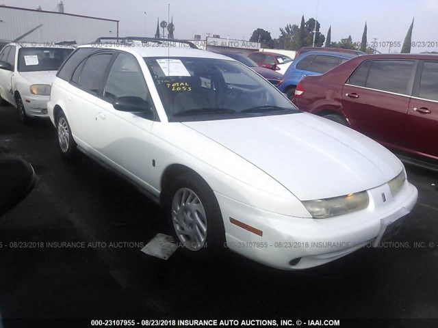 1G8ZK8277WZ105191 - 1998 SATURN SW2 WHITE photo 1