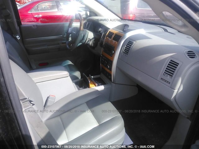 1A8HW58N07F518771 - 2007 CHRYSLER ASPEN LIMITED BLACK photo 5