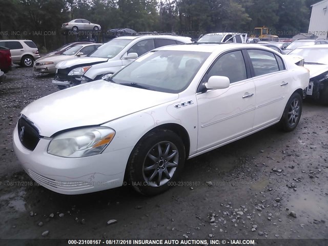 1G4HD57257U127742 - 2007 BUICK LUCERNE CXL WHITE photo 2