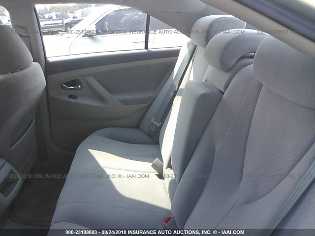 4T4BE46K89R064997 - 2009 TOYOTA CAMRY SE/LE/XLE ვერცხლისფერი ფოტო 8