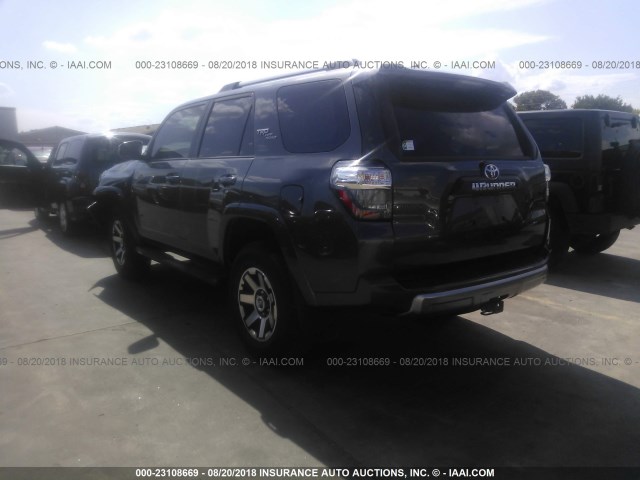 JTEBU5JR5H5461955 - 2017 TOYOTA 4RUNNER SR5 PREM/LTDL/TRAIL/TRD 灰色 照片 3