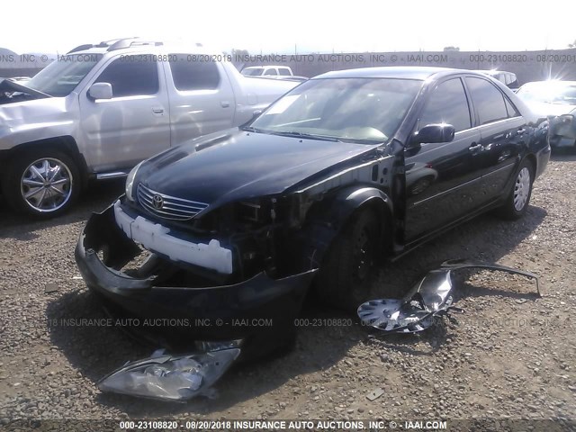 4T1BE32K15U005892 - 2005 TOYOTA CAMRY LE/XLE/SE 黑色 照片 2