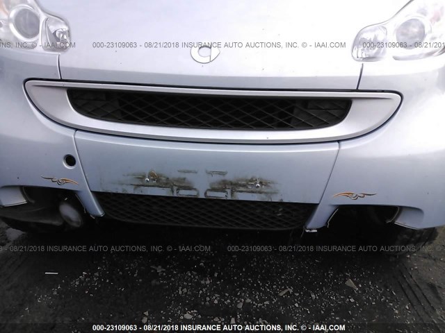 WMEEJ31XX8K166625 - 2008 SMART FORTWO PURE/PASSION Light Blue photo 6