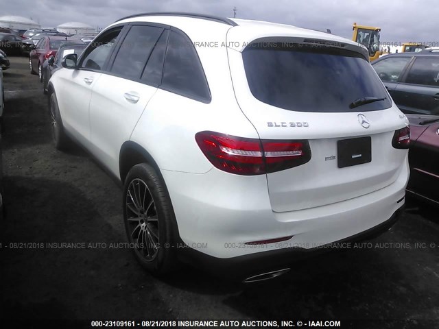 WDC0G4KB3JV065828 - 2018 MERCEDES-BENZ GLC 300 4MATIC WHITE photo 3